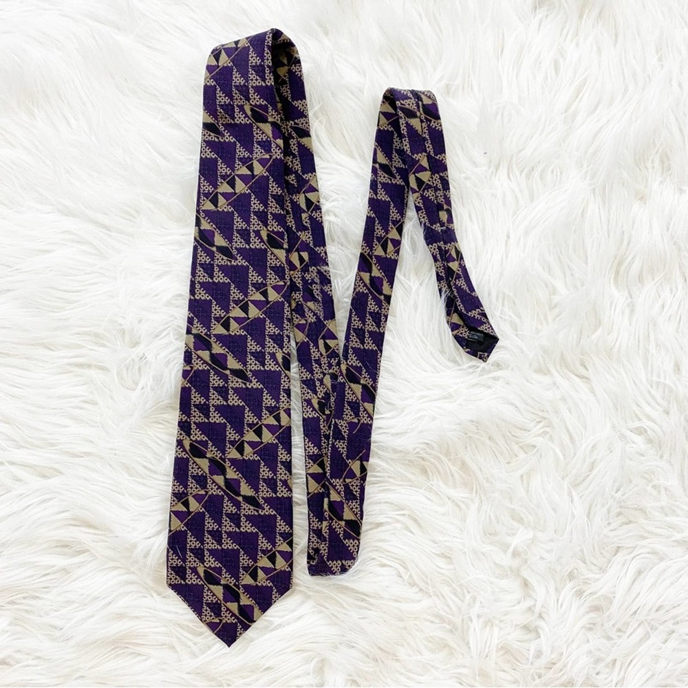 Bugatti Vintage 100% Italian Silk Abstract Men’s Luxury Tie
